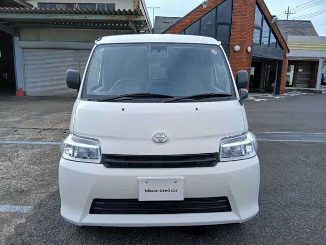 Toyota Town Ace Van 6