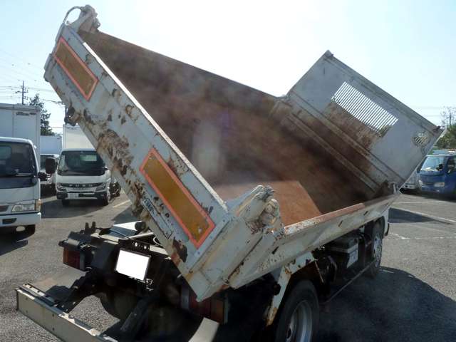Isuzu Elf 10