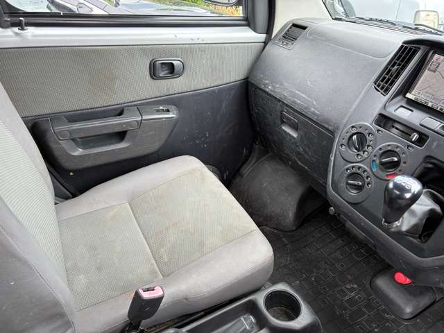 Toyota Light Ace Truck 12