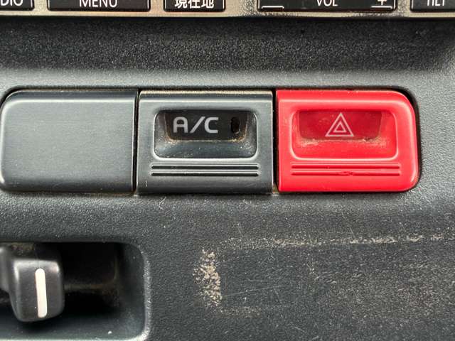 Toyota Light Ace Truck 4
