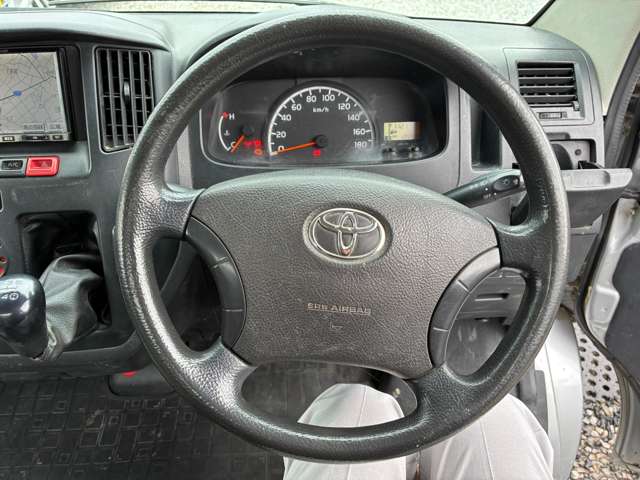 Toyota Light Ace Truck 8