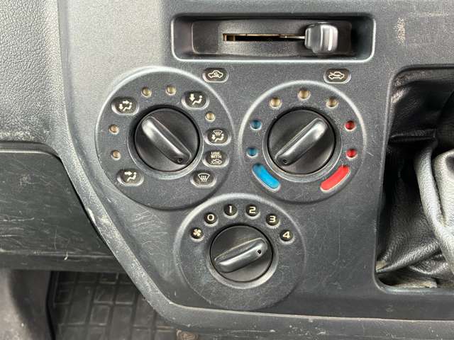 Toyota Light Ace Truck 10