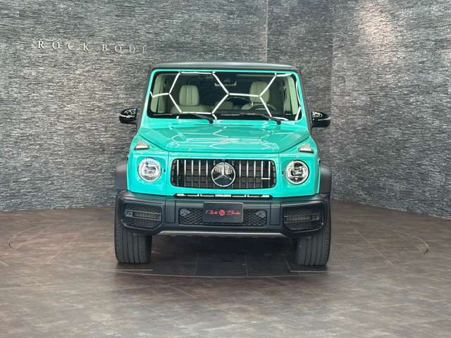 Mercedes-Benz G-Class 12