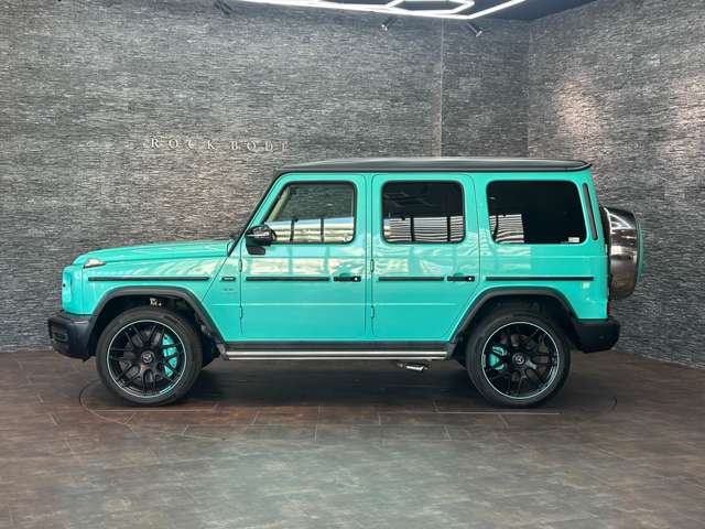 Mercedes-Benz G-Class 3