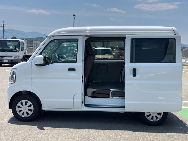Suzuki Every 9