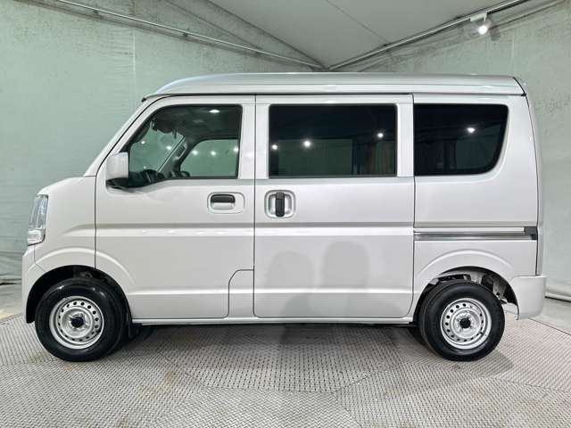 Nissan NV100 Clipper 9