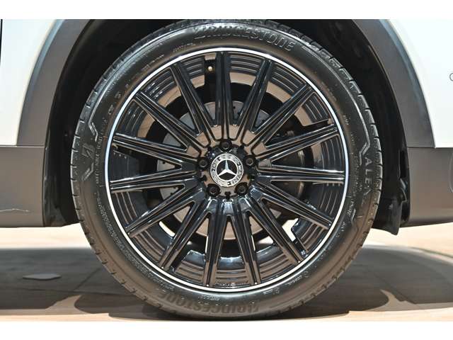 Mercedes-Benz GLB 3
