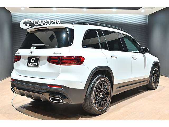 Mercedes-Benz GLB 5