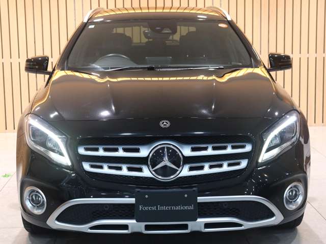 Mercedes-Benz GLA-Class 11