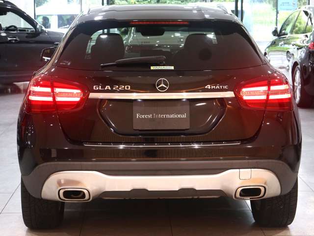 Mercedes-Benz GLA-Class 2