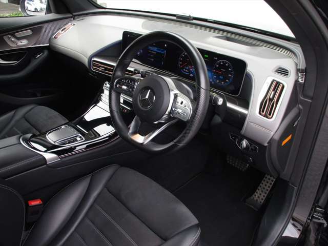 Mercedes-Benz EQC 11
