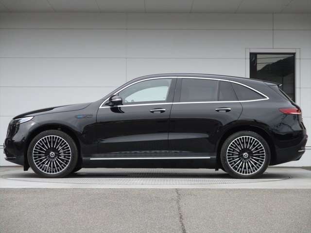Mercedes-Benz EQC 5