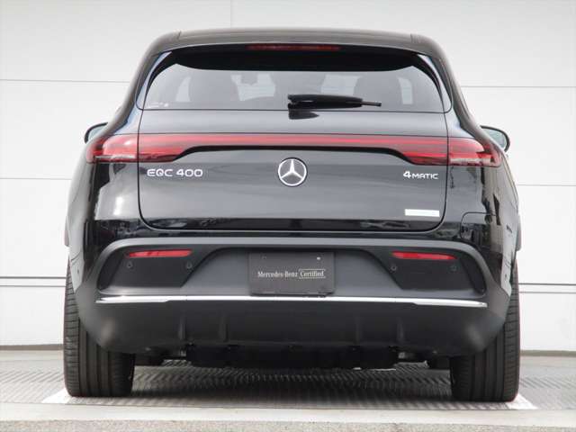Mercedes-Benz EQC 7