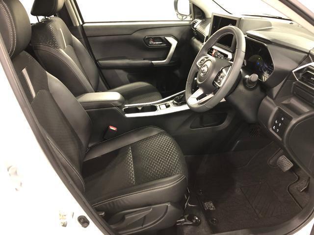 Daihatsu Rocky 9