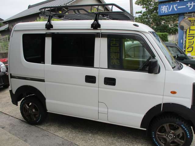 Suzuki Every 11