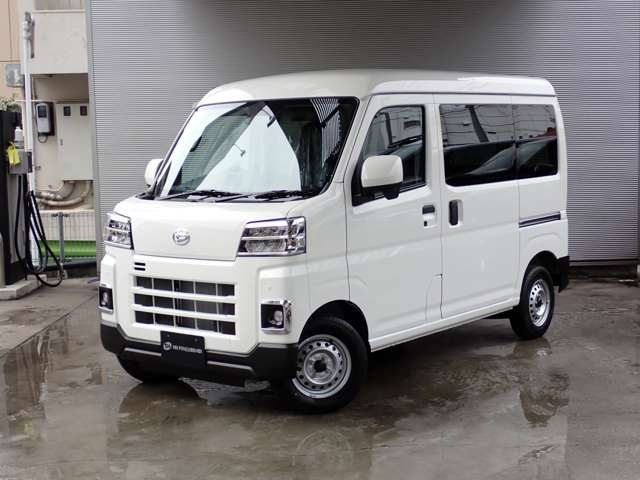 Daihatsu Hijet Cargo 6