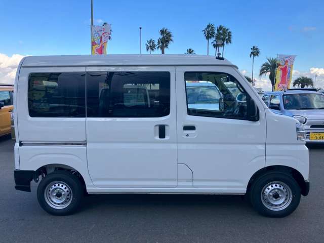 Daihatsu Hijet Cargo 11