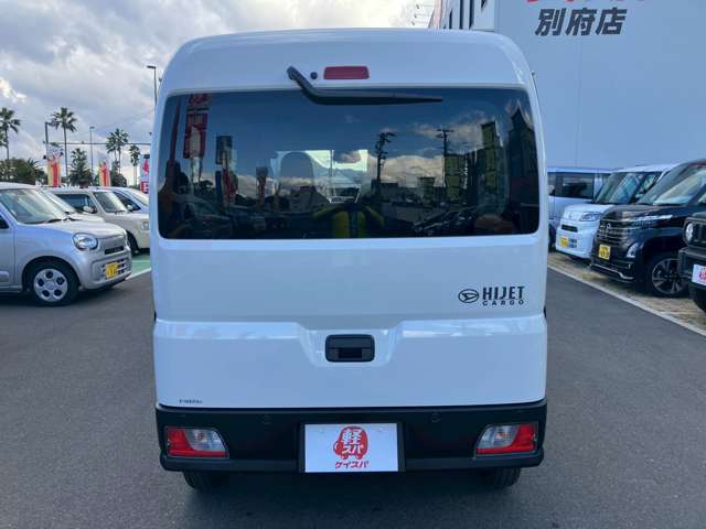 Daihatsu Hijet Cargo 9