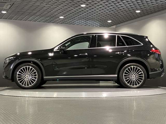 Mercedes-Benz GLC 12