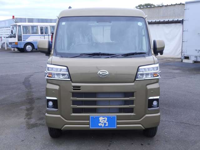 Daihatsu Hijet Deck Van 10