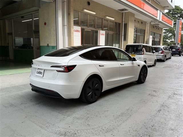 Tesla モデル3 12