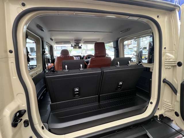 Suzuki Jimny 12
