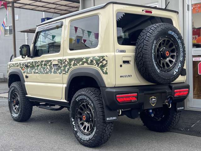 Suzuki Jimny 7