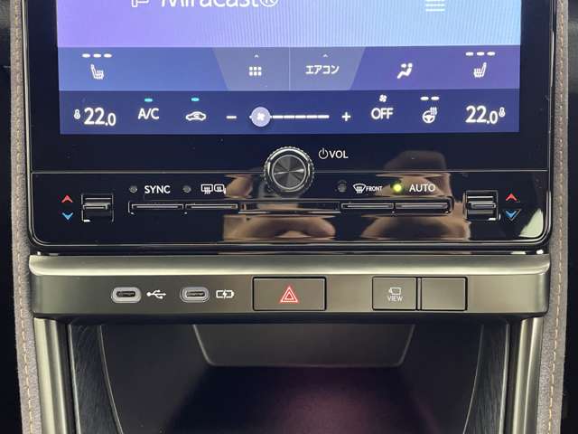 Lexus LBX 9