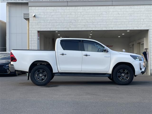 Toyota Hilux 7
