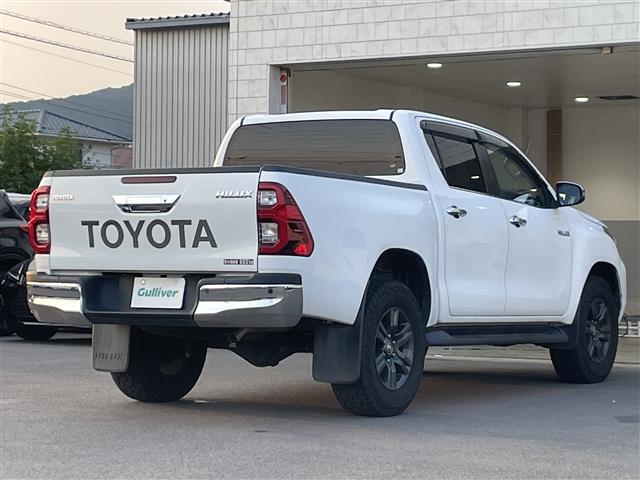 Toyota Hilux 10