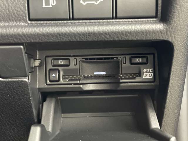 Lexus LBX 9