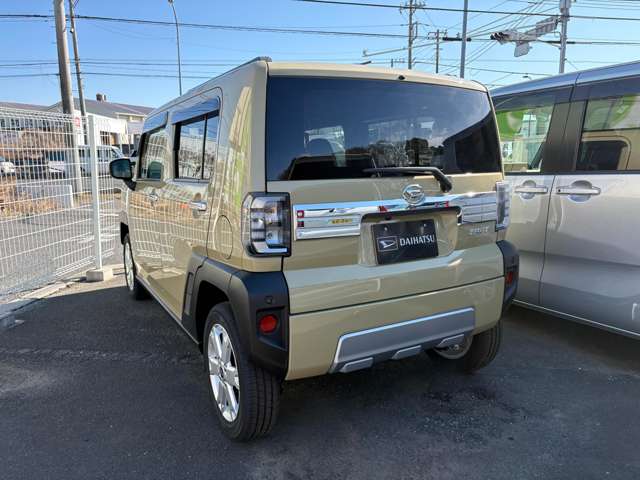 Daihatsu Taft 4