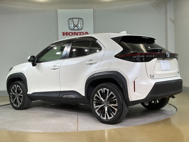 Toyota Yaris Cross 8