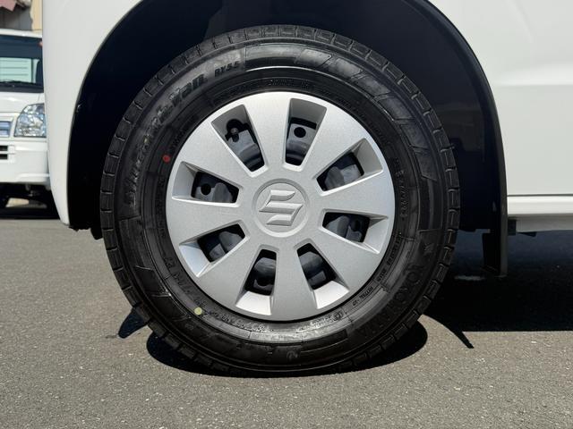 Suzuki Every 11