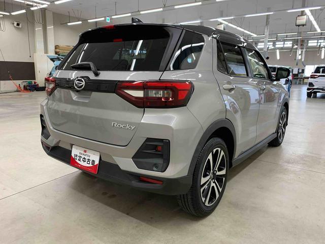 Daihatsu Rocky 11
