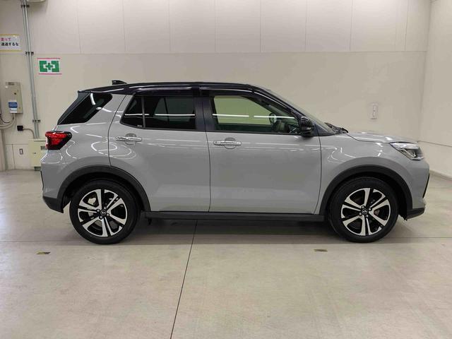 Daihatsu Rocky 7