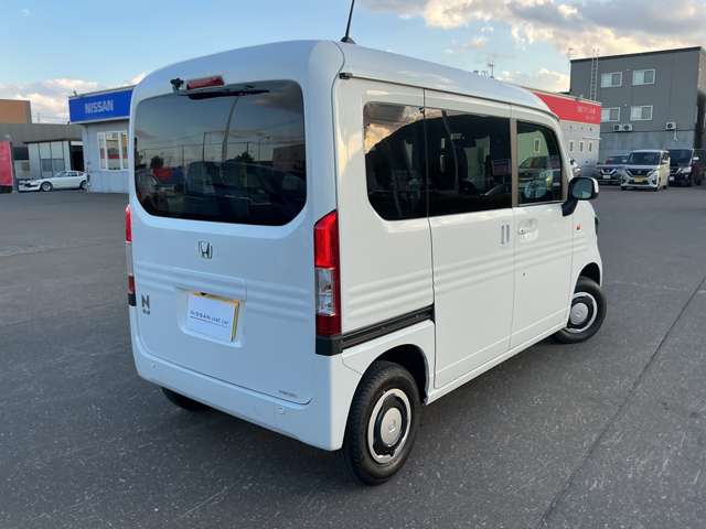 Honda N-VAN 10
