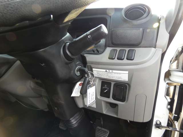 Mitsubishi Fuso Canter 13