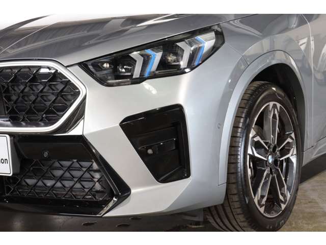 BMW X2 4