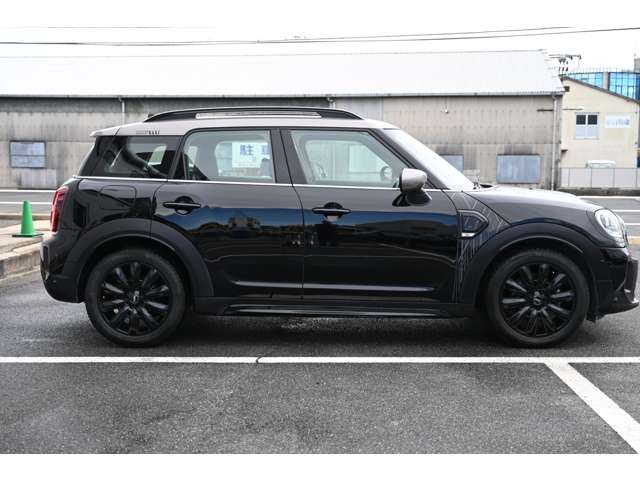 MINI Crossover 8