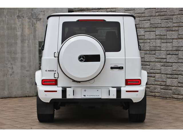 Mercedes-Benz G-Class 9