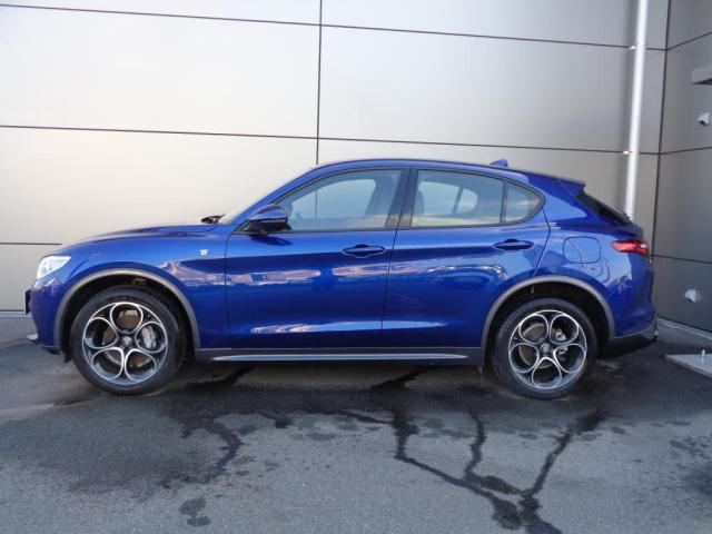Alfa Romeo Stelvio 5