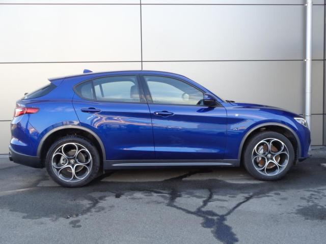 Alfa Romeo Stelvio 6
