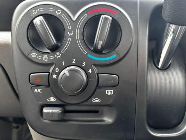Suzuki Every 12