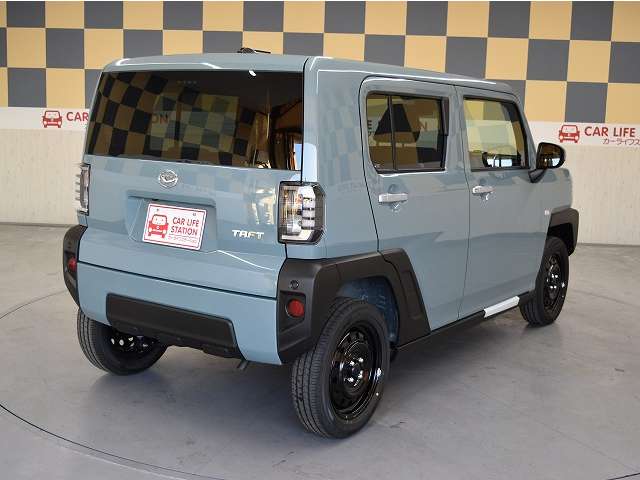 Daihatsu Taft 13