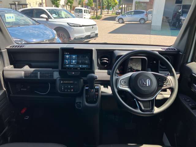 Honda N-VAN 9