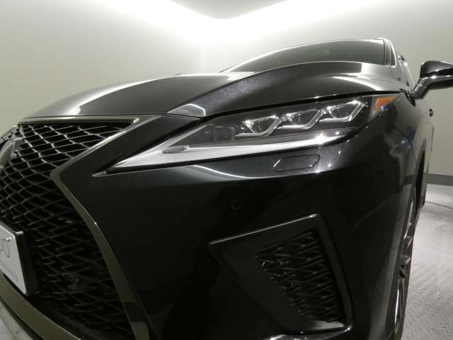 Lexus RX 7