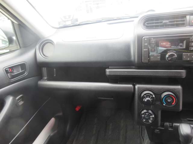 Toyota Succeed Van 12