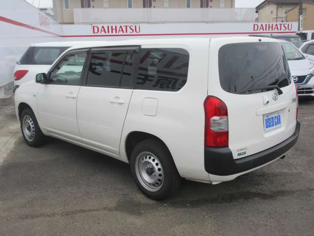 Toyota Succeed Van 3