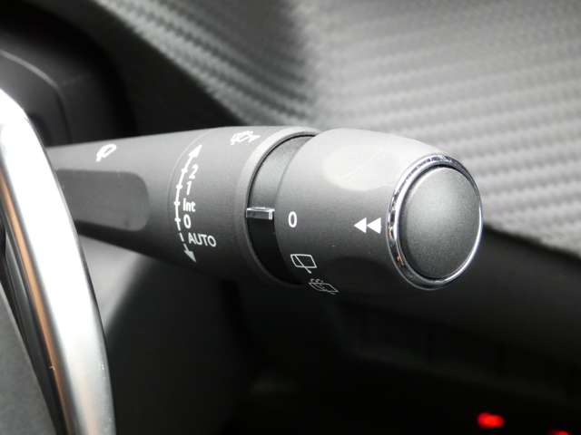 Peugeot SUV 2008 12